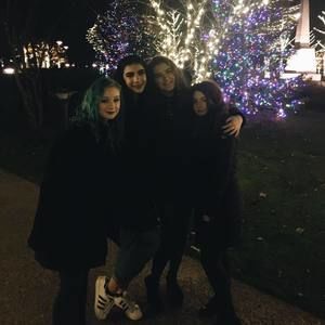 Meet your Posher, Sophia